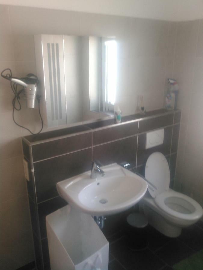 Ferienwohnung Zum Kletterturm Kaufbeuren Esterno foto